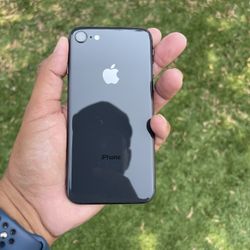 Iphone 8 64gb Black Unlocked For Any Simcard 