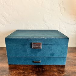 Emerald Green Felt Jewelry Box