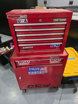 Craftsman toolbox roll away with miscellaneous tools