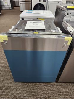 Profile 24 in Smart Built-In Top Control Fingerprint Resistant Stainless Dishwasher wl Microban Technology, 44 dBA