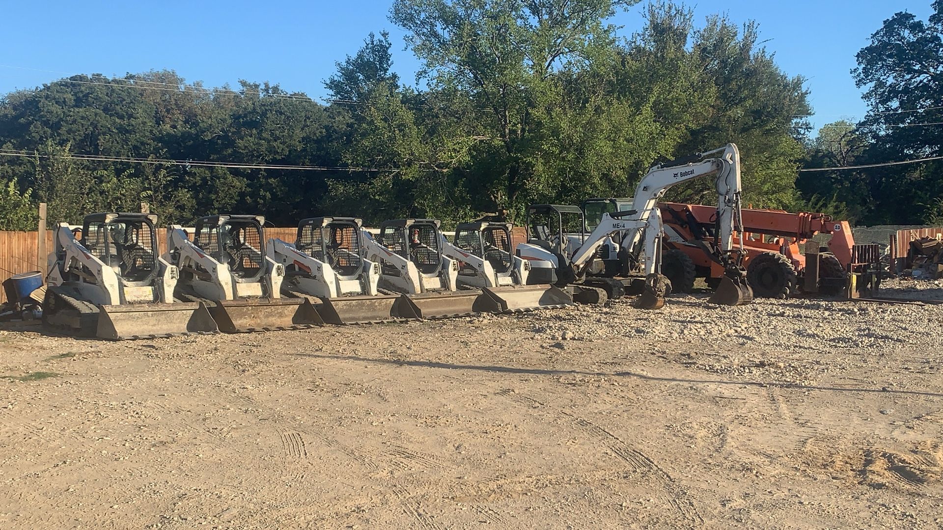 Bobcat  Skid Steer R.E.N.T  T650,t630,t590 Free Delivery 