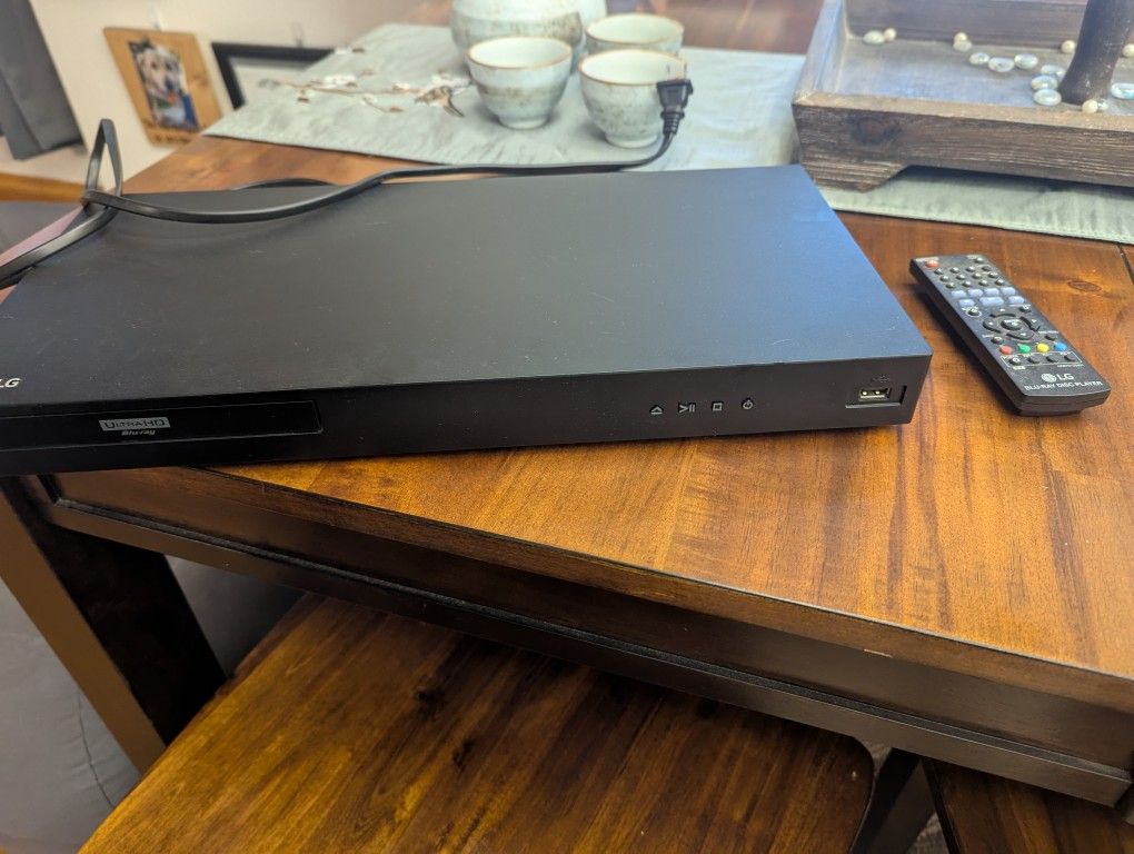 LG 3D And HD Blu-ray Player 
