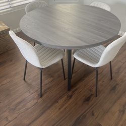 Mid Century Modern Gray 47” Round Table and 4 White Boucle Chairs
