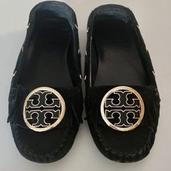 Tory Burch Alexandra Black Suede Leather Moccasins Logo Medallion Size 8 Price Is FIRM
