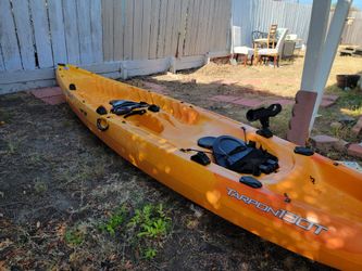 Kayak with outboard motor Tarpon 130T orange 14ft