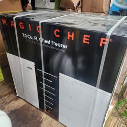 New Magic chef 7.0 cubic feet deep freezer ,shipping damage,see pictures