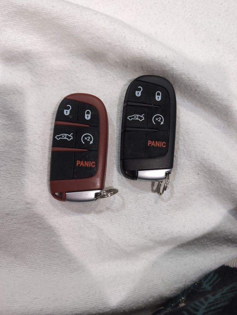 Dodge/Chrysler Key Fobs From Challenger