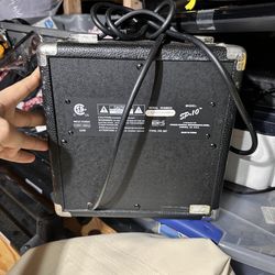 Squier SP-10 Guitar Amp