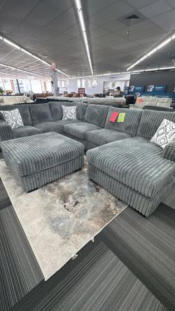 Lindyn Ashley Furniture Corduroy Sectional Couch Set Fast Delivery Military Discount Only $39 Down Payment 👉 PLEASE ASK FOR JON GREEN WHEN YOU ARRIVE