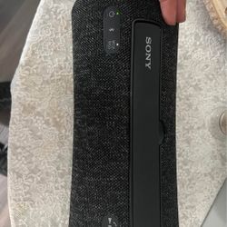 SONY XG300 MEGA BASS