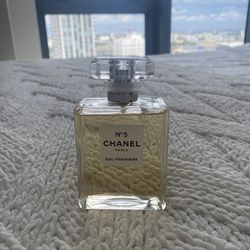 Chanel 5. Perfume 