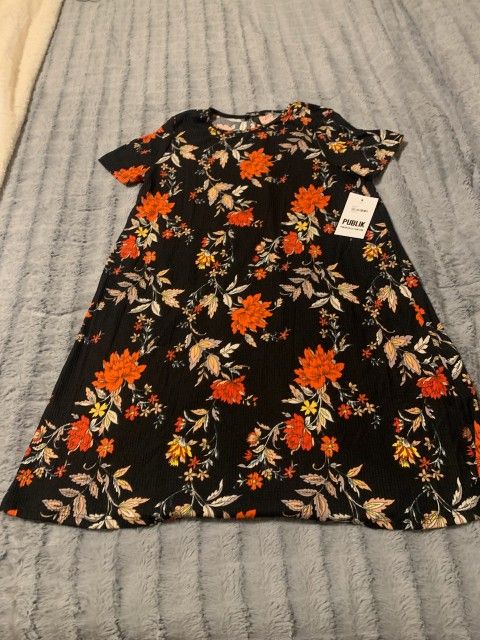 Brand New Women's Floral Dress