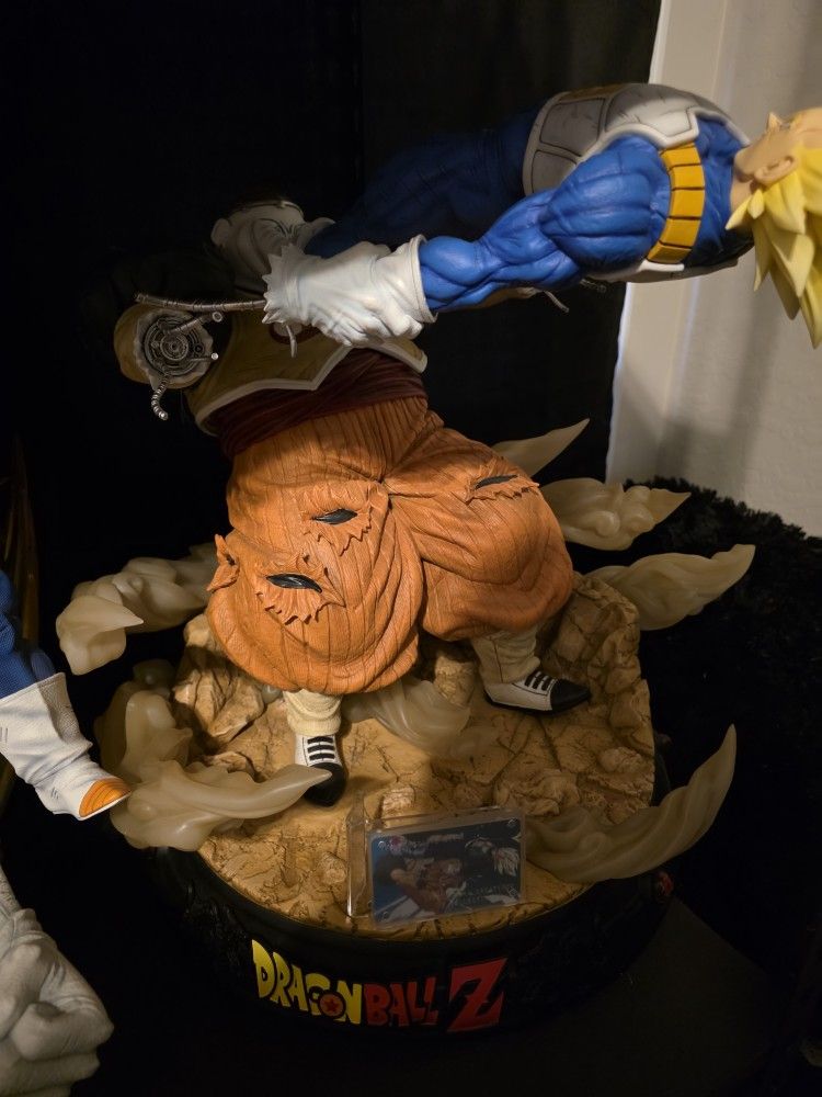 Kd Collectibles Android 19 Vs Vegeta Statue