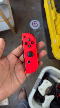 Nintendo switch right joy con