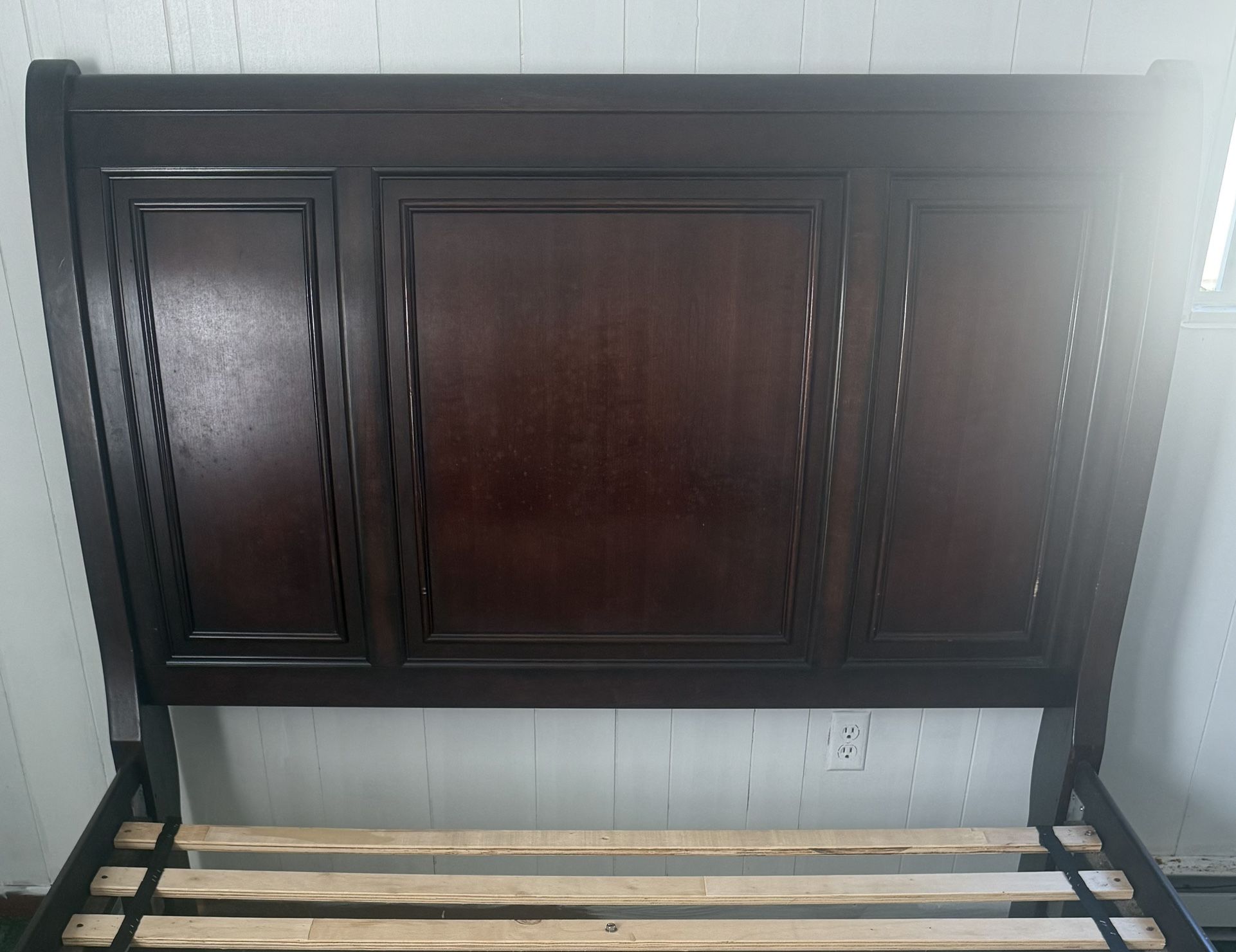 Captain’s Bed