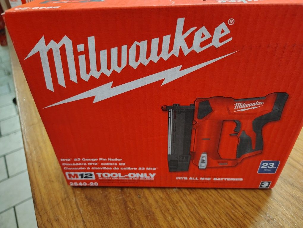 Milwaukee 23 Ga Pin Nailer Tool Only M12