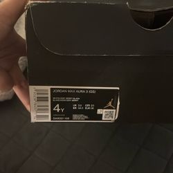 Jordan Max Aura 3 (GS) White Red & Black