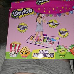$10 Shopkins Electric Piano 