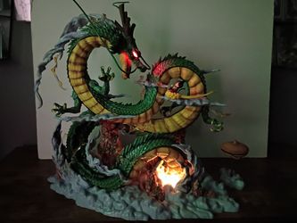 Dragón Ball Z Shenron Figure Light Up