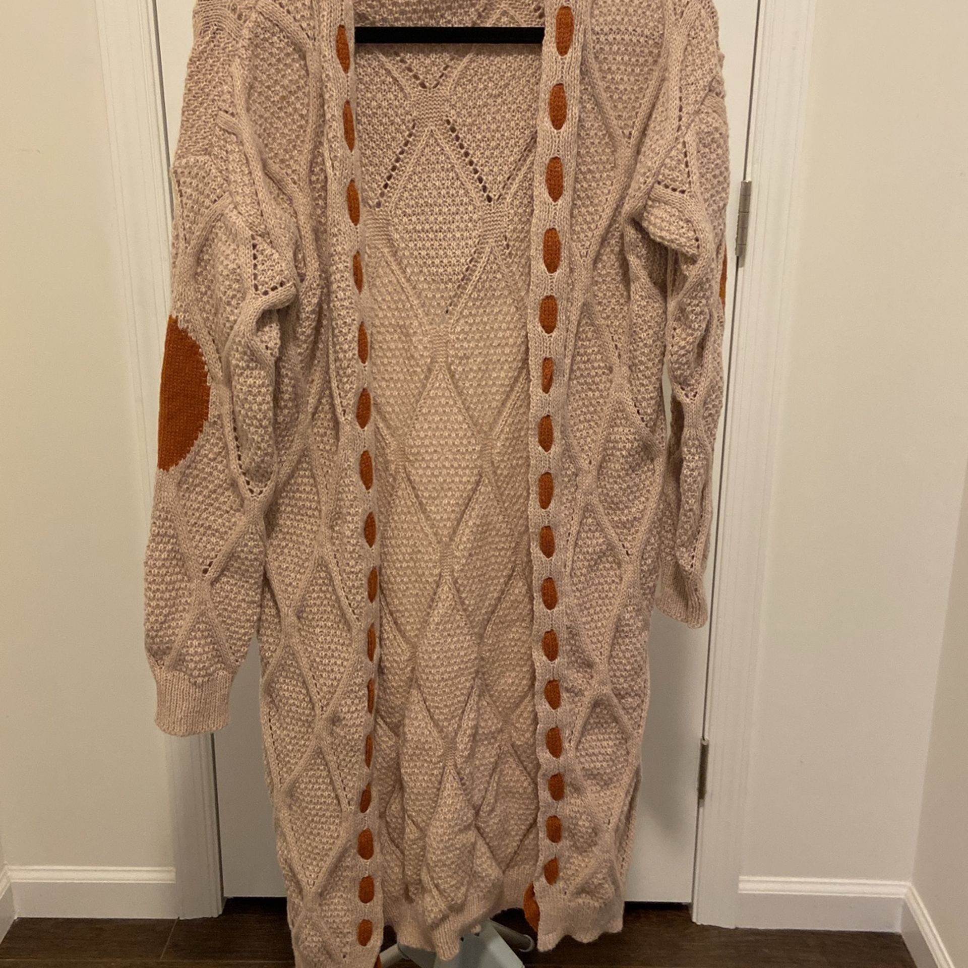 Cable Knit Hooded Sweater-Size M