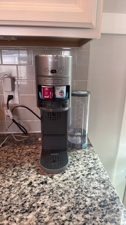 Ninja thristi sparkling water