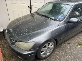 2002 Lexus IS 300