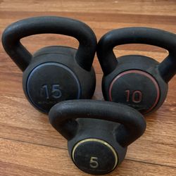3-Piece Kettlebell Set with Storage Rack, Exercise Fitness Concrete Weights 5lb, 10lb, 15lb