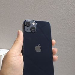 IPhone 13 unlocked