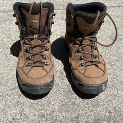 Lowa Women’s Hiking Boots Renegade Brown Gore-Tex Size 7