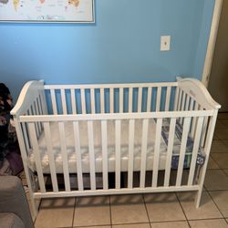 Baby crib