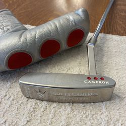 Scotty Cameron Newport Mid Slant Pro Platinum