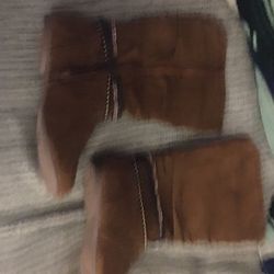 Lnew  Suede Boots Only $15 Size 5