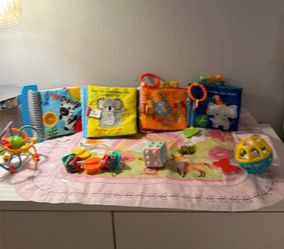 Baby toys bundle/ juguetes para bebe