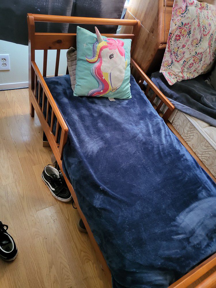 free toddler bed