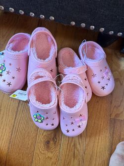 Girls shoes