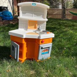 Little Tikes Kitchen Set
