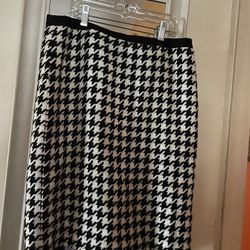 Women's Isaac Mizrahi Houndstooth Skirt