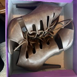 Peep Toe Tie Up Heels