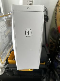 Device Disinfect With UV light.