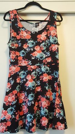 Flowery colorful dress Size XL