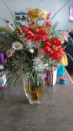 Flower arrangement