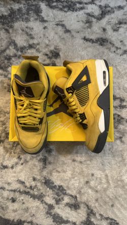 Jordan 4 Lightning 
