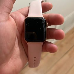 Apple Watch 5 