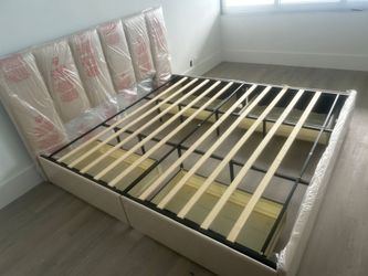 Rose cortz King Size bed with 4 drawers & assembly