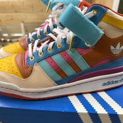 Adidas Sneakers 