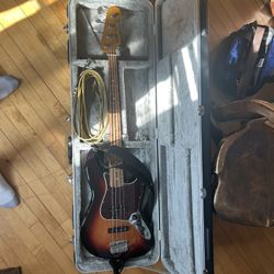 Fender Jazz Bass $700 With Hard Shell Case