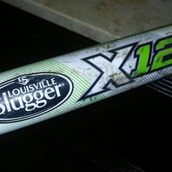 Louisville slugger fastpitch bat