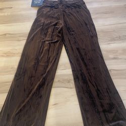 New Lulu’s Women’s Velvet Wide Leg Pants