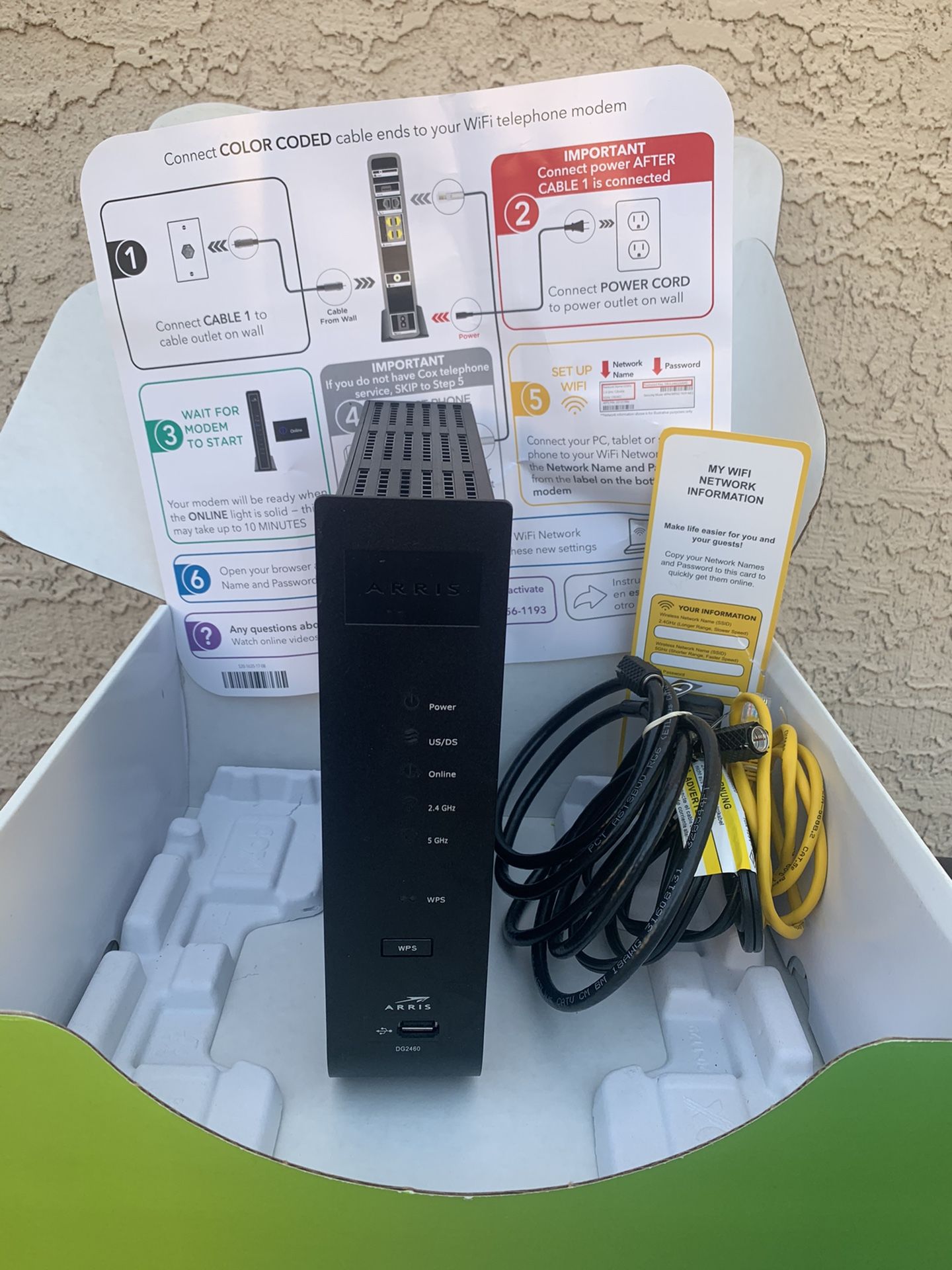 Arris SURFboard cable modem WIFI router