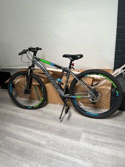 Schwinn mountain bike